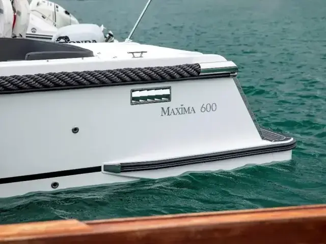 Maxima Boats 600