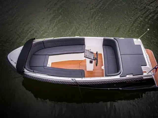 Maxima Boats 600