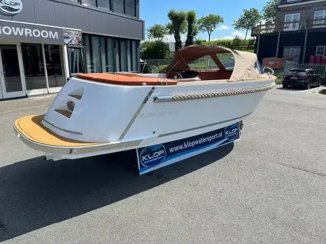 Maxima Boats 620 Retro MC in RAL 9001