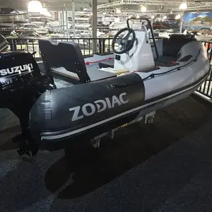 2022 Zodiac Open 3.1 PVC met Suzuki 20 pk!