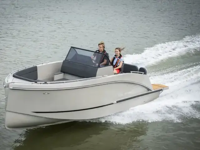 Maxima Boats 700 Sport