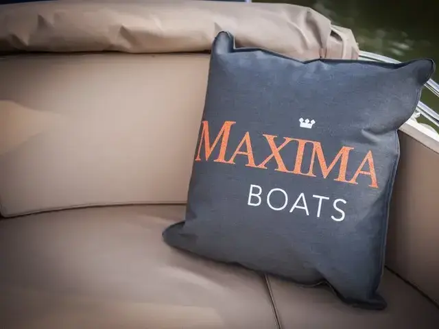 Maxima Boats 550