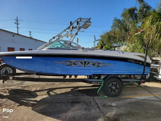 Nautique Crossover SV 211