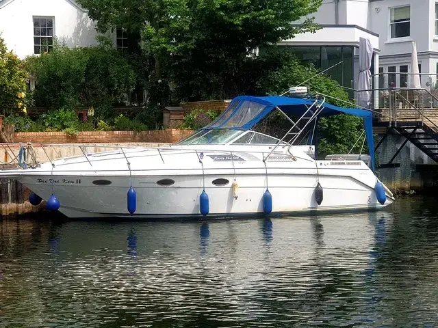 Rinker 300 Fiesta Vee