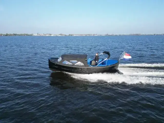 Triple boats X800 & KERST- EN OUDEJAARSSHOW