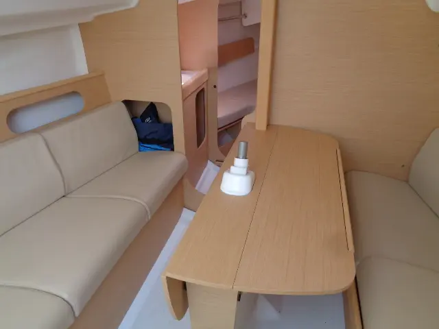 2010 Beneteau first 25.7s