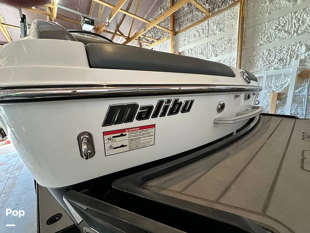 2016 Malibu 23 lsv