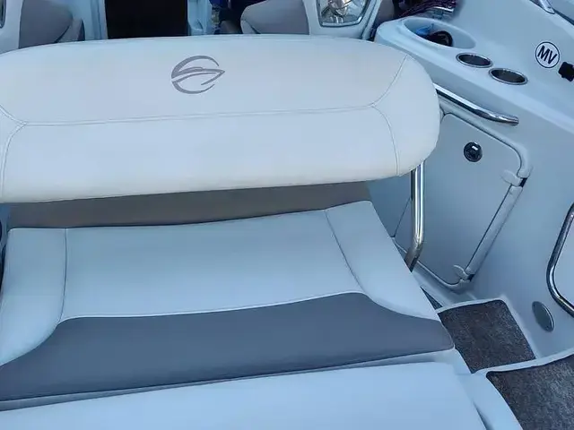 Crownline 236 SC