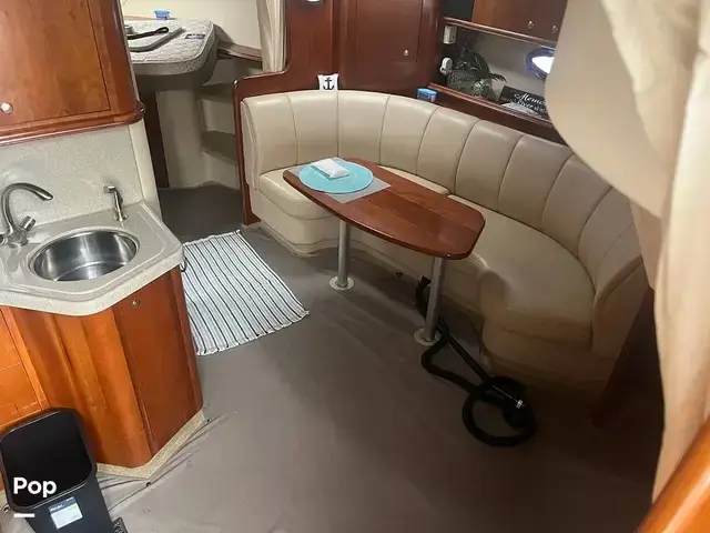 Cruisers Yachts 370