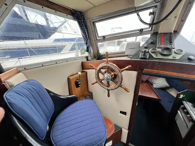 Mitchell 31 Aft Cabin