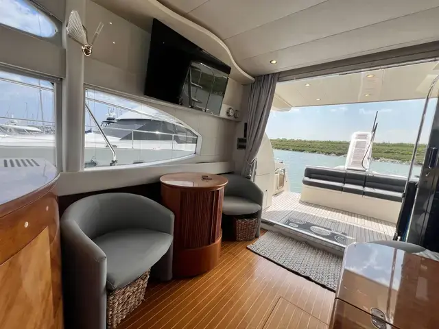 Azimut 52