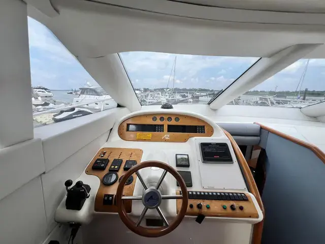 Azimut 52