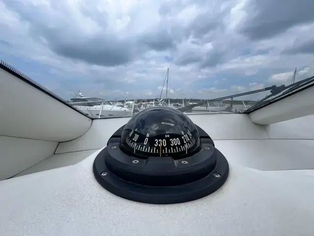 Azimut 52