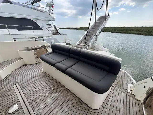 Azimut 52