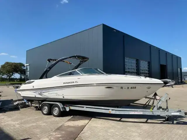 Rinker 276 Captiva