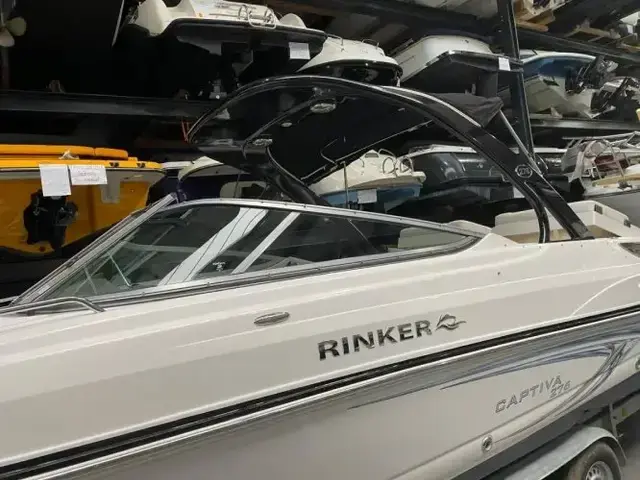 Rinker 276 Captiva