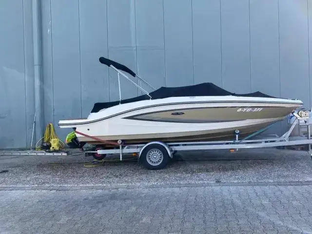 Sea Ray 190 SPX Bowrider