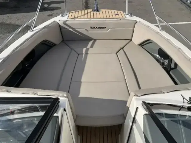 Quicksilver 755 Bowrider met een Mercury Verado 255 pk uit bouwjaar 2018.