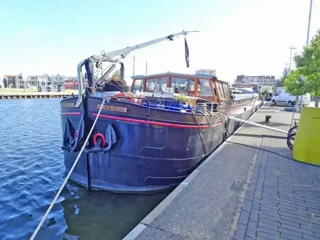 Spits B&B Varend Woonschip 39.09 met CvO