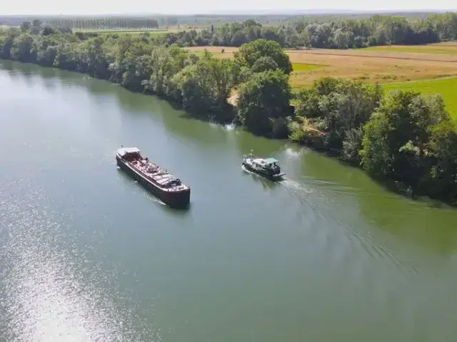 Spits Varend Woonschip 30.53 met UCB