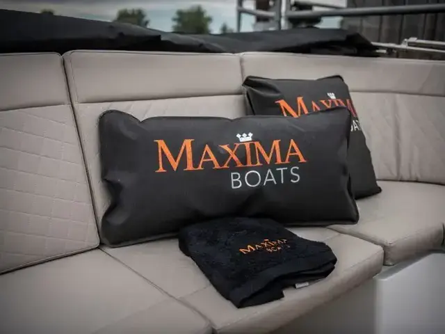 Maxima Boats 820 retro