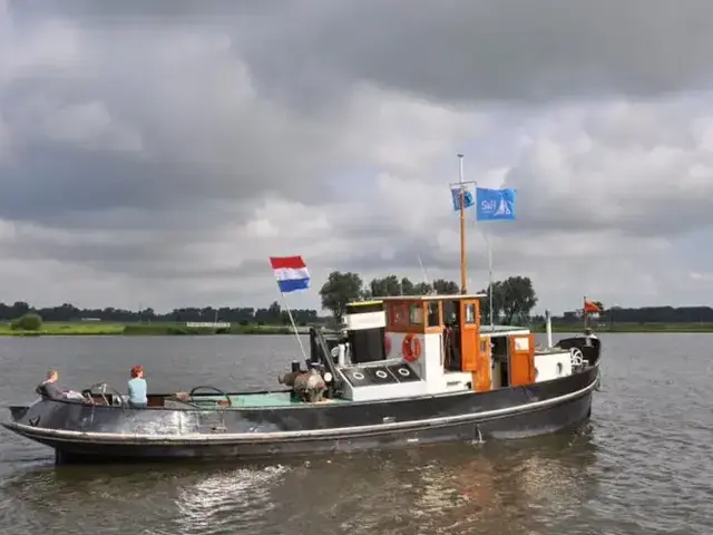 Sleepboot Figore met CBB