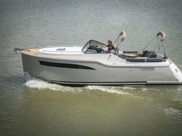 Maxima Boats 920 retro Cabin