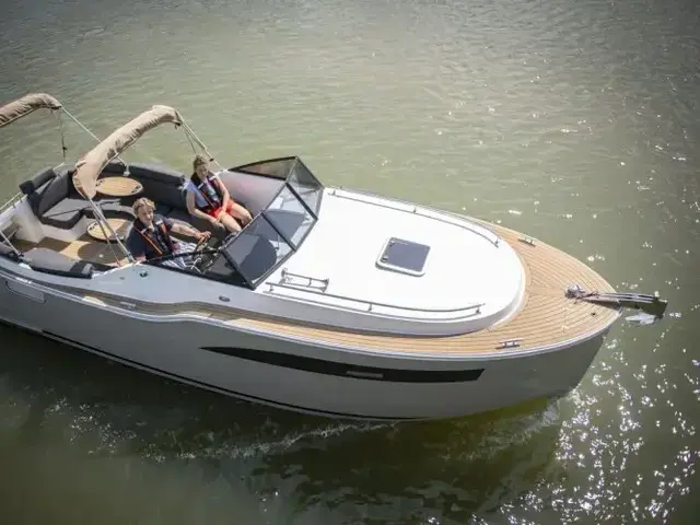 Maxima Boats 920 retro Cabin