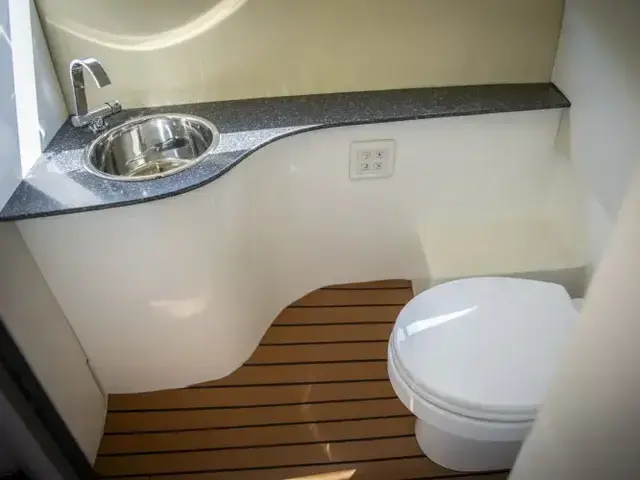 Maxima Boats 920 retro Cabin