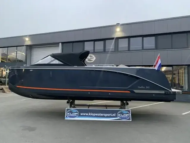 Maxima Boats 840 metallic gespoten op voorraad