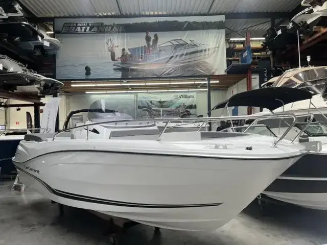 Jeanneau CAP CAMARAT 6.5 CC SERIE 3