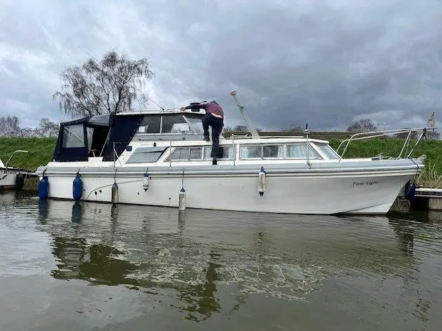 1972 Princess 32