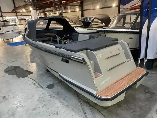 Maxima 600 Tender