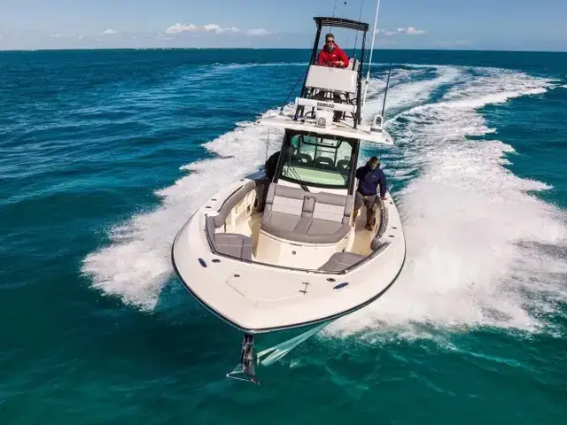 Boston Whaler 360 Outrage