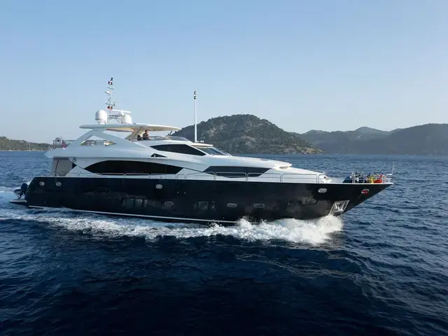 Sunseeker 30M Yacht