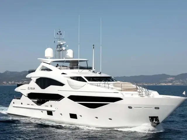 Sunseeker 131 Yacht