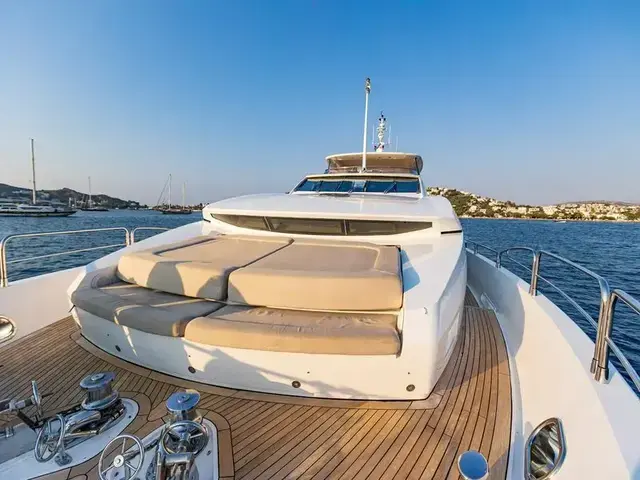 Sunseeker 34M Yacht