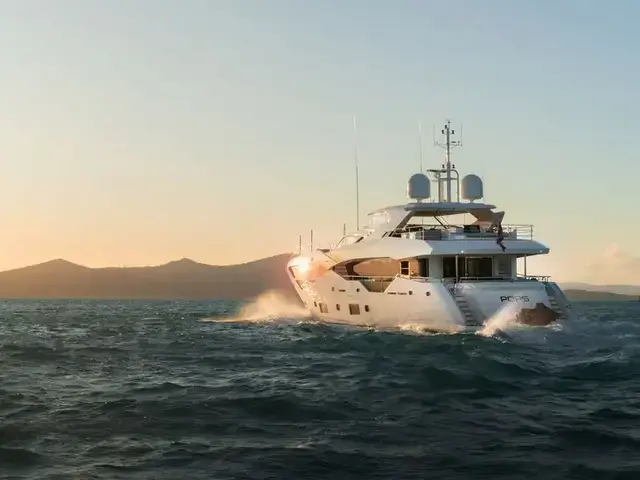 Sunseeker 116 Yacht