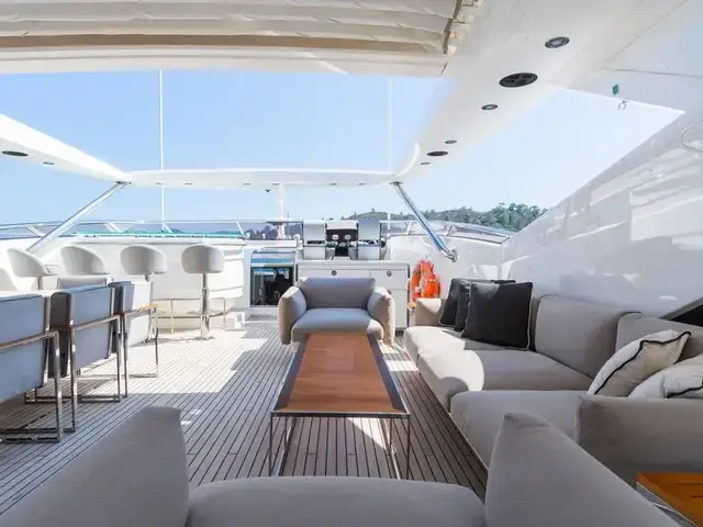 Sunseeker 116 Yacht