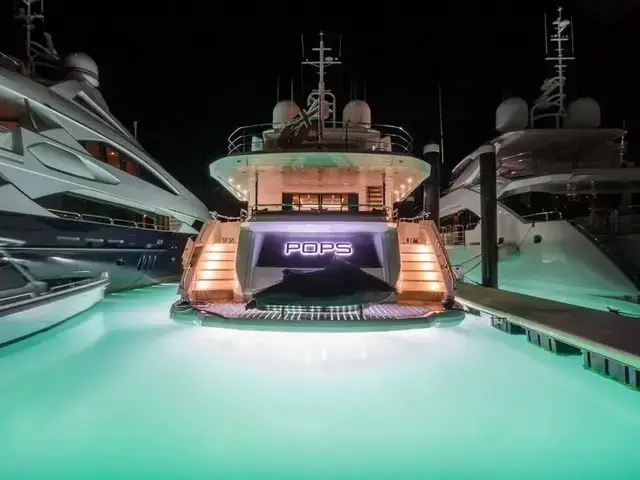 Sunseeker 116 Yacht