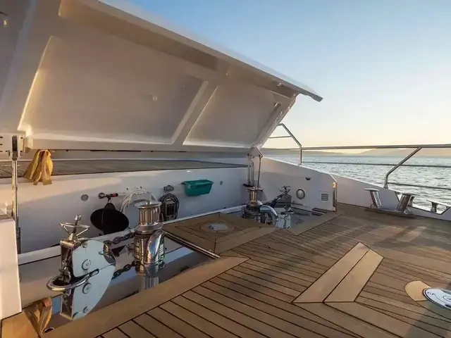 Azimut Grande 35