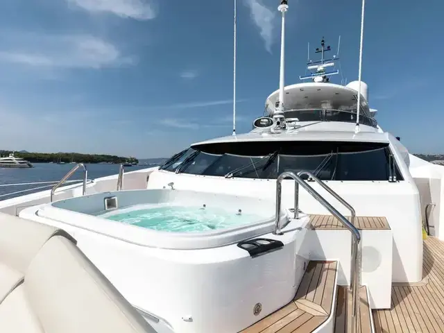 Sunseeker 131 Yacht