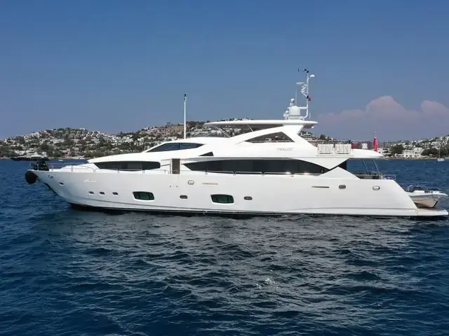 Sunseeker 34M Yacht