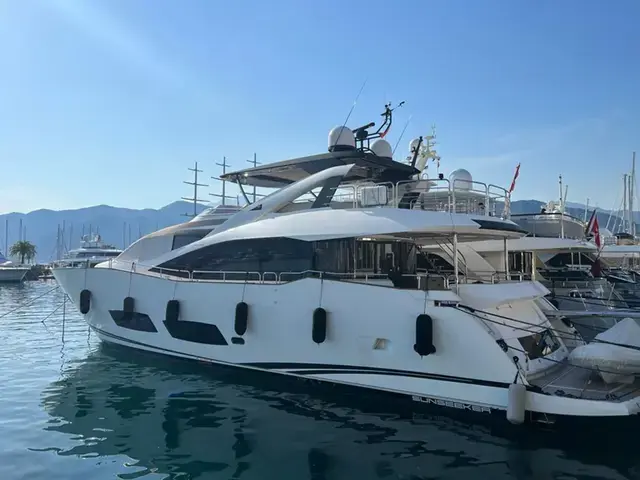 Sunseeker 28M Yacht