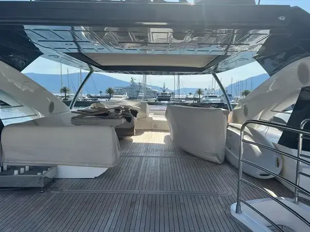 Sunseeker 28M Yacht