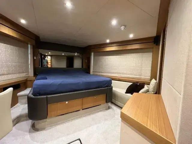 Sunseeker 28M Yacht