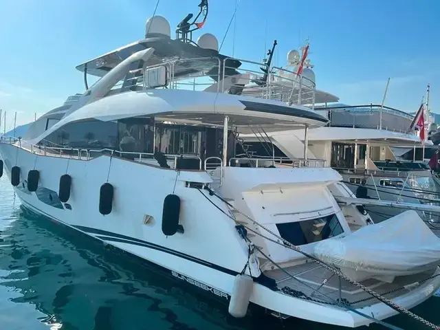 Sunseeker 28M Yacht