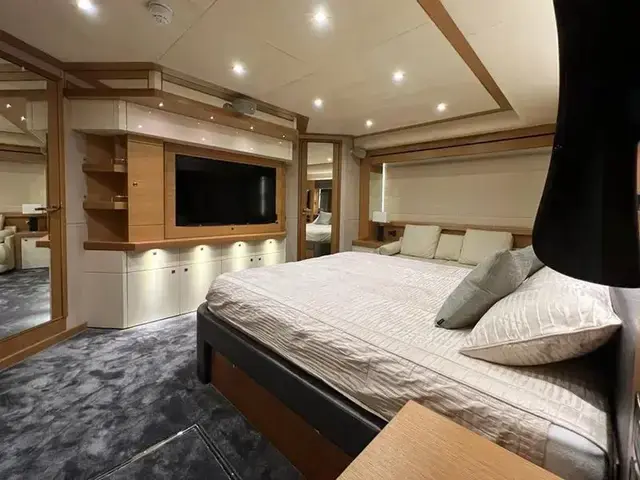 Sunseeker 28M Yacht