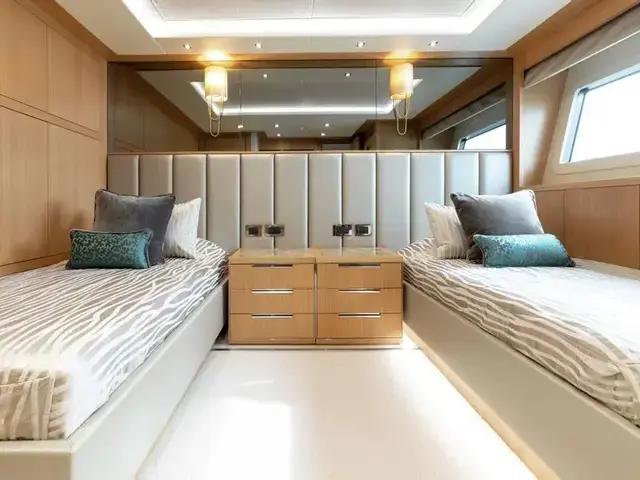 Sunseeker 131 Yacht