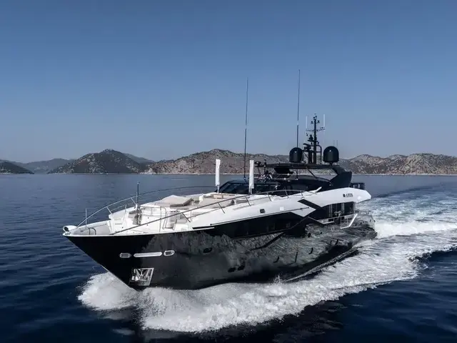 Sunseeker 116 Yacht